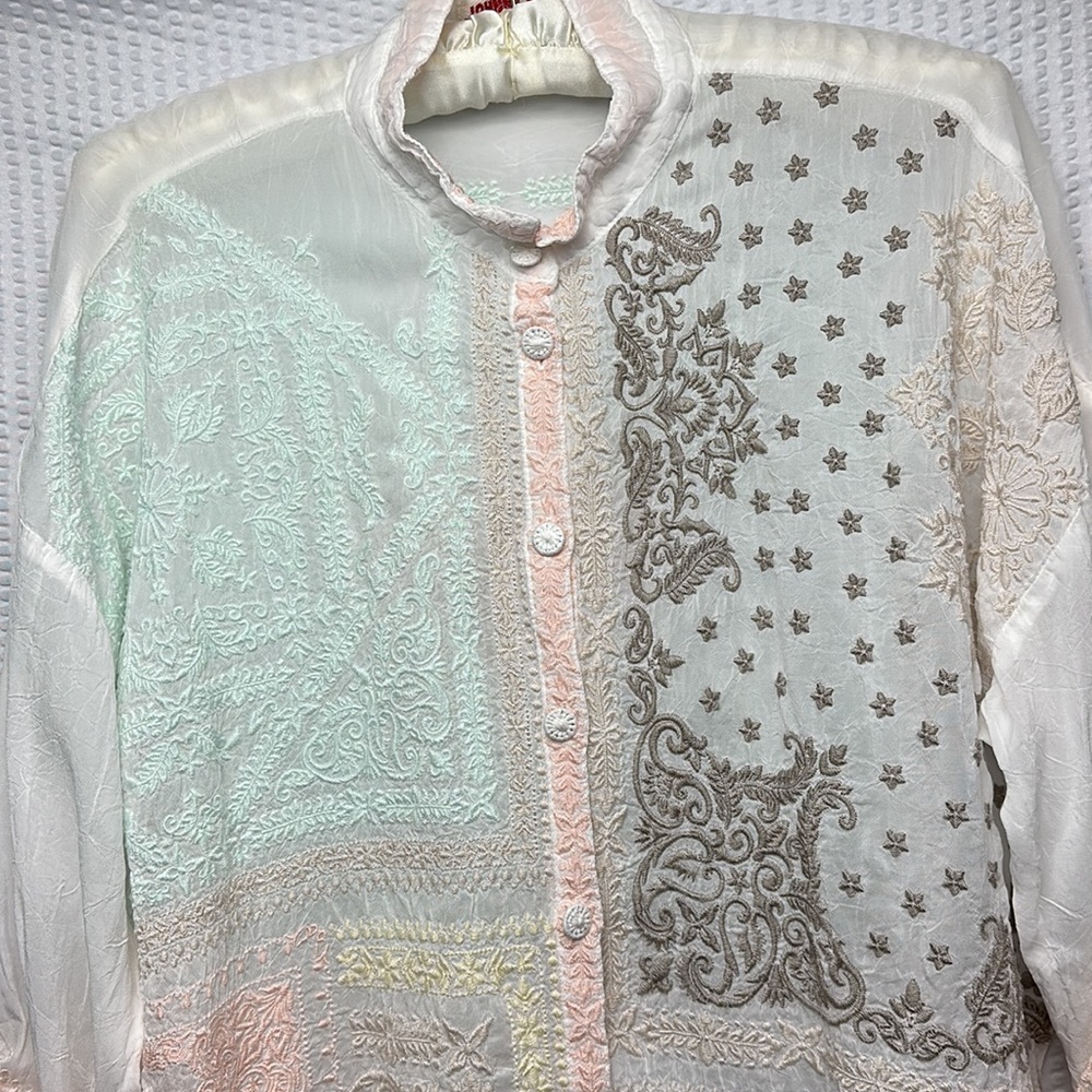 Johnny Was Embroidered Blouse - Picture 7 of 13